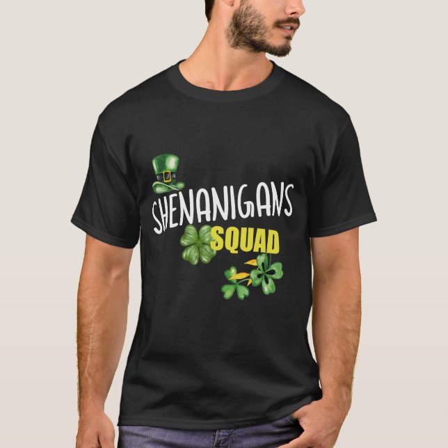 Shenanigans Squad, St Patricks Day Team, Shamrock T Shirt (Framsida)