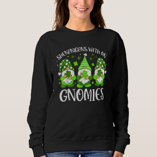 Shenanigans With My Gnomies St Patrick's Day Gnome T Shirt (Framsida)