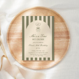 She's A Tini Bit Older Coffee Martini Birthday Inbjudningar