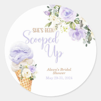 She's Been Scooped Up (Purple) Custom  Runt Klistermärke