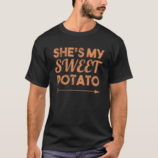 Shes My Sweet Potato I Yam Thanksgiving Matching T Shirt (Framsida)