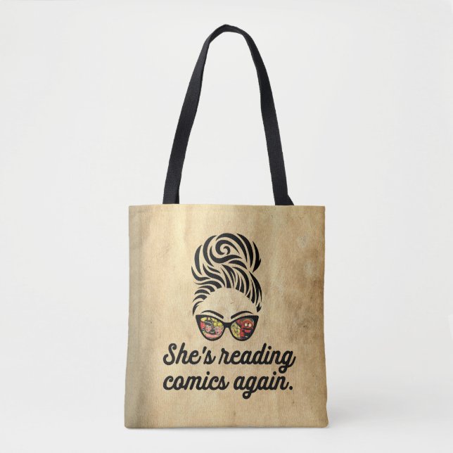 "She's Reading Comics Again" Tote Bag Tygkasse (Framsida)