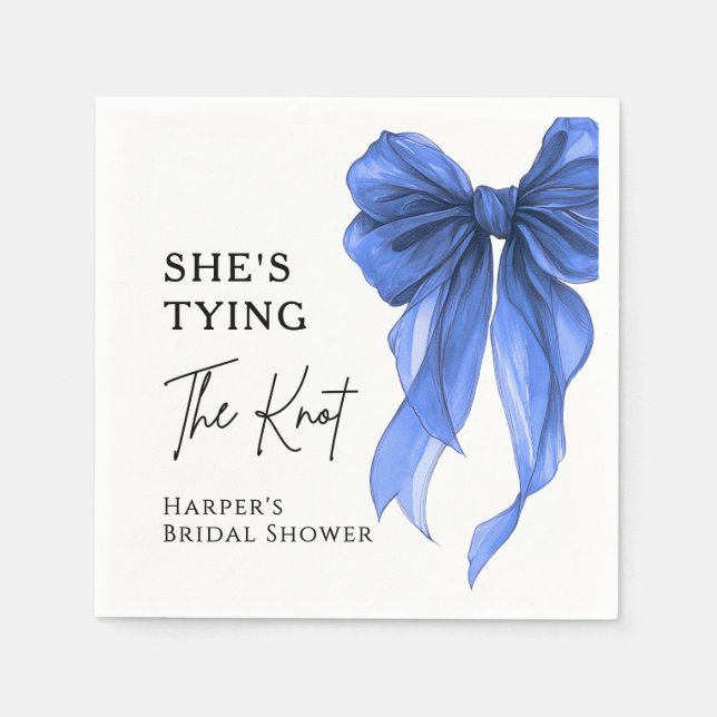 She's Tying The Knot Blue Bow Bridal Shower Pappersservett (Framsidan)
