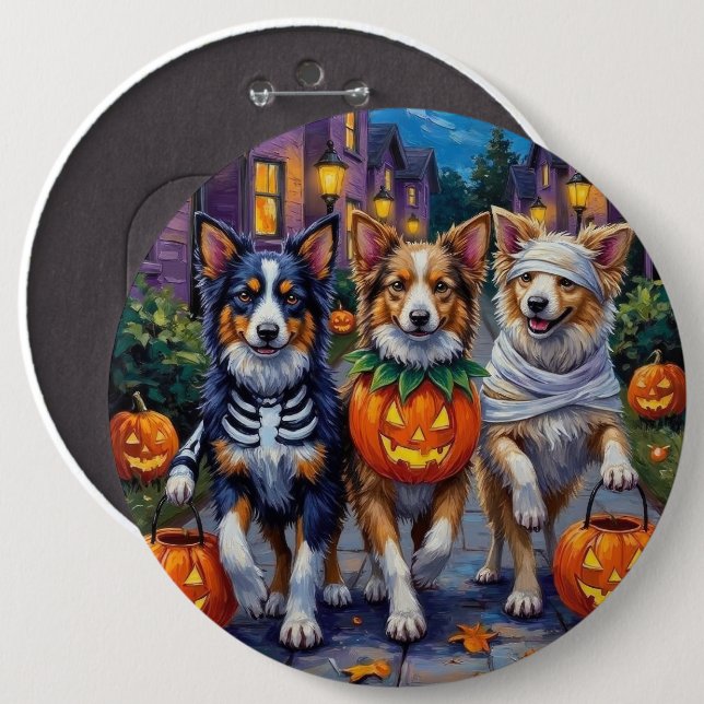 Shetland Sheepdogs i Halloween-kostymer Knapp (Framsida & baksida)