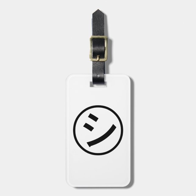 ㋛ Shi Kana Katakana Smiling Emoji / Emoticon Bagagebricka (Vertikal Framsida)
