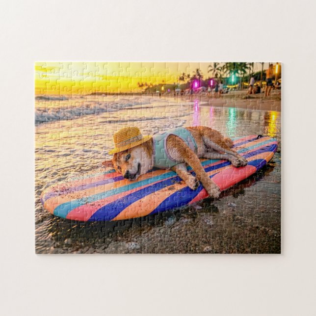 Shiba Inu som slappnar på solnedgångsbräda Pussel (Horisontell)