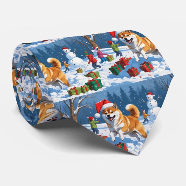 Shiba Inu springer i snö med julhatt Slips (Rullad)