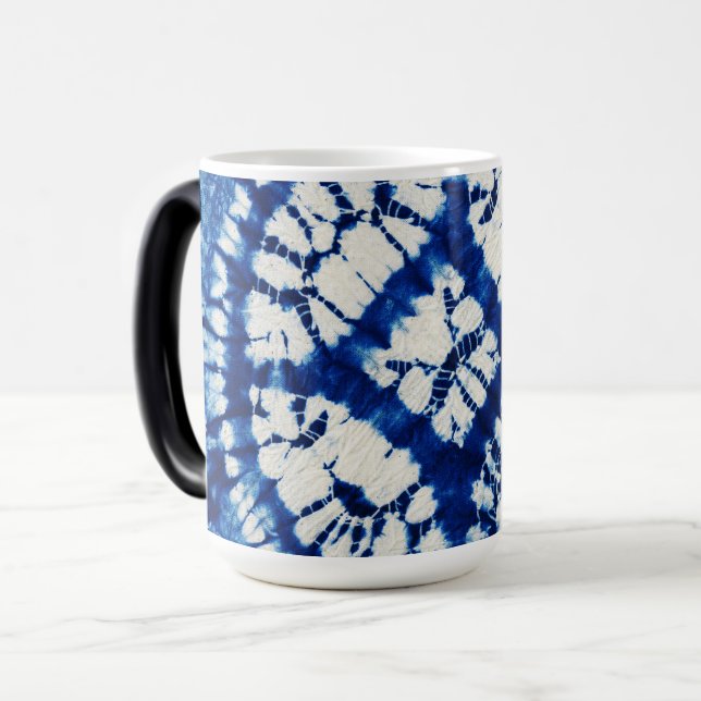 Shibori Tie Dye South Seas Indigo Batik Magisk Mugg (Framsida vänster)