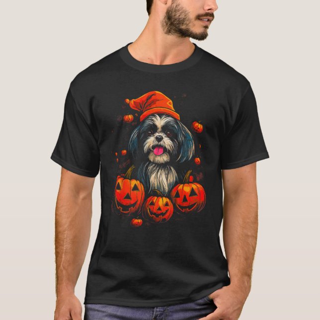 Shih Tzu Hund Halloween Pumpkin T Shirt (Framsida)