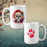 Shih Tzu Hund i juljultomten Personlig Kaffemugg<br><div class="desc">Om du kärlek Shih Tzu och vill ha sött julkaffe mugg,  så kör du! Cute Vattencolor stil ai art Shih Tzu i Santa Hat.</div>