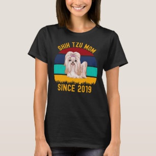 Shih Tzu Mamma sedan 2019 Hundar citerar T Shirt