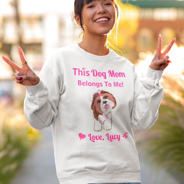 Shih Tzu Mamma Tillhör till mig Rosa Tass & Hjärte T Shirt (Skapare uppladdad)