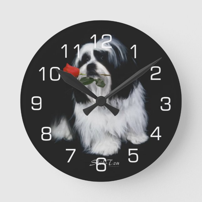 Shih Tzu med steg Rund Klocka (Framsida)