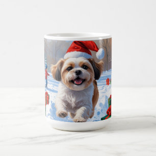 Shih Tzu springer i snö med julhatt Kaffemugg