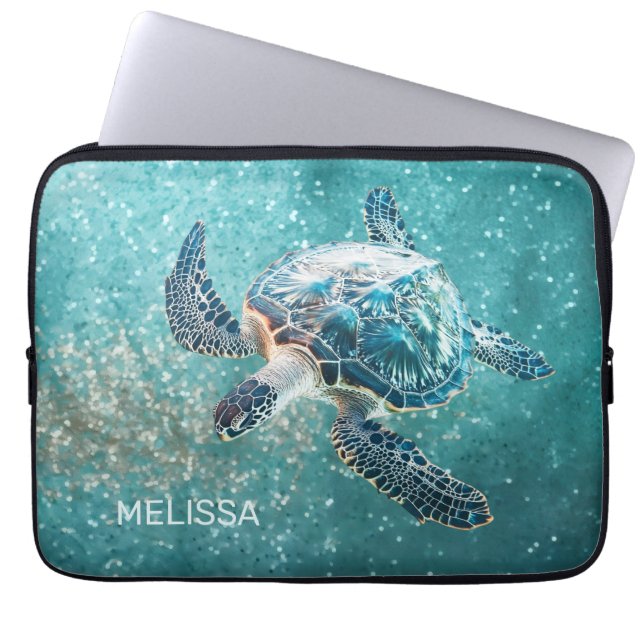 Shimmering Turquoise Sea Turtle | Coastal Laptop Fodral (Framsidan)