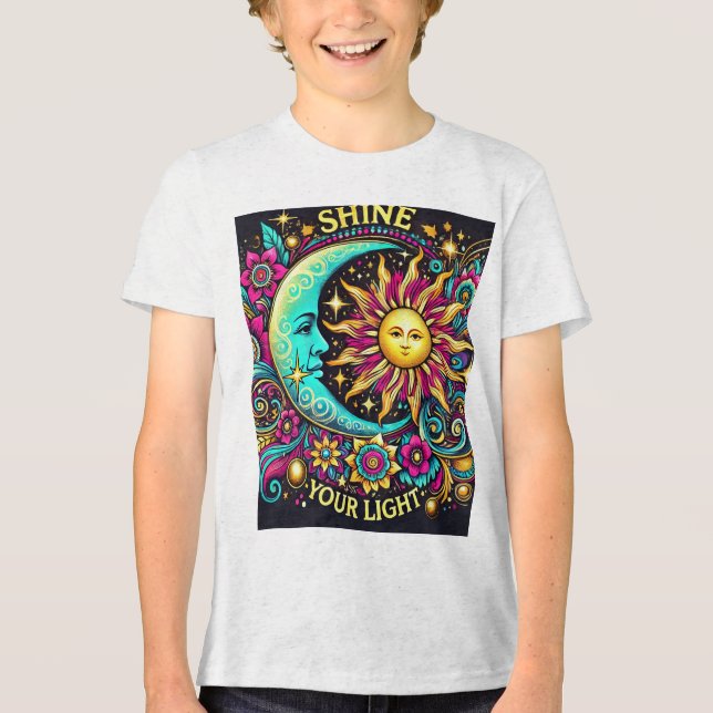 "SHINE ALEXANDRIA DIN LJUS" T SHIRT (Framsida)