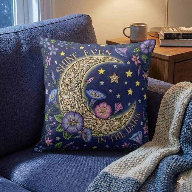 Shine Even In The Dark Throw Pillow Kudde (Encourage someone to shine with this, "Shine even in the dark" throw pillow! )