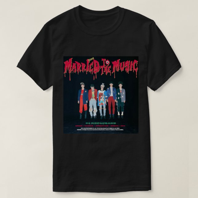 SHINee MARRIED TO MUSIC Classic T-Shirt (Design framsida)