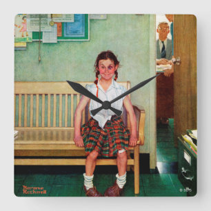 Shiner eller utanför huvudmannens kontor fyrkantig klocka