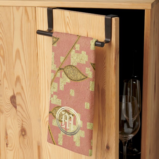 Shiny Blommigt Rosa Monogrammed Kökshandduk (Thirds Fold)