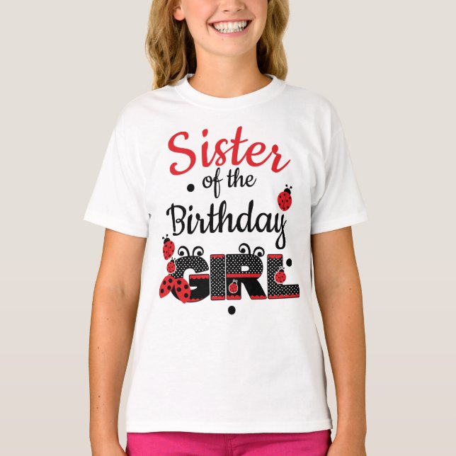 Shirt nyckelpiga Syster på födelsedagstjuren T Shirt (Framsida)
