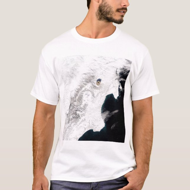 Shiveluch Volcano in Kamchatka Krai, Ryssland T-shirt (Framsida)