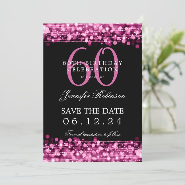 Shock rosa 60 födelsedag Spara datum med detaljer Inbjudningar (Stående Fram)