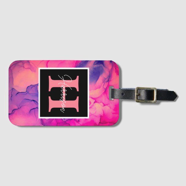 Shock rosa Alcohol Bläck Monogram för henne Bagagebricka (Framsida horisontal)