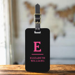 Shock rosa Black Minimal Modern Monogram Bagagebricka<br><div class="desc">Öka din resupplevelse med vår klassiska Elegant Modern Minimalist Monogram Luggage Tag-kod. Detta noggrant designade tillbehör kombinerar sömlöst elegans med contemporaryns minimalism, och ser till att ditt bagage är sofistikerat. Den här bagagetaggen är utformad med precision och noggrannhet. Den är mer än bara en praktisk artikel. Den är en personlig...</div>