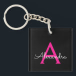 Shock rosa Black Script Girly Monogram Namn<br><div class="desc">Nyckelkedjan Svart och Shock rosa Enkel skript i Monogram Namn. Det gör perfekten söt 16-årsjubileum,  bröllop,  möhippa,  årsdag,  babydusch eller bachelorette-fest för någon som glam lyxen och chic stilar i kärlek.</div>