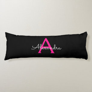 Shock rosa Black Script Girly Monogram Namn Kroppskudde