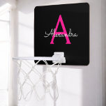 Shock rosa Black Script Girly Monogram Namn Mini-Basketkorg<br><div class="desc">Svart och Shock rosa Enkelt skript Monogram Namn Mini Basketball Ring. Det gör perfekten söt 16-årsjubileum,  bröllop,  möhippa,  årsdag,  babydusch eller bachelorette-fest för någon som glam lyxen och chic stilar i kärlek.</div>