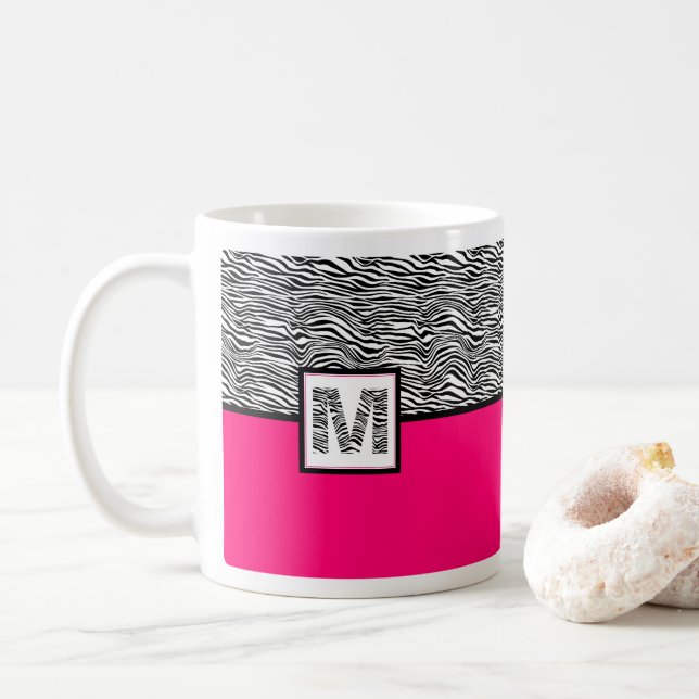 Shock rosa Black & White Zebra tryck Monogram Kaffemugg (Med munk)