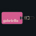 Shock rosa Bold Typography Personlig Namn Bagagebricka<br><div class="desc">Bold Modern Typography Personlig Namn Luggage Tag i Shock rosa</div>