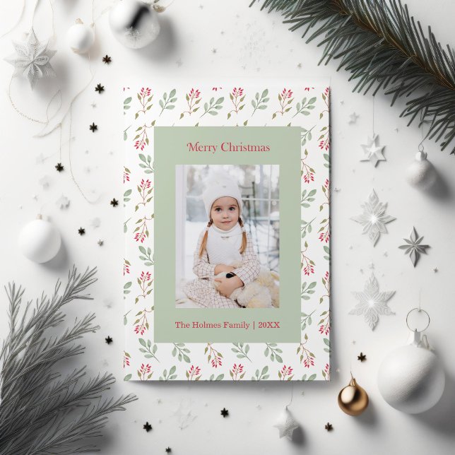Shock rosa Holly Berry och Eucalyptus julkort (Greenery and hot pink custom Christmas card sorrunded with white and silver Christmas ornaments.)