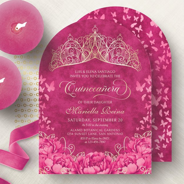 Shock rosa Krona Butterflies Elegant Quinceanera Inbjudningar (Skapare uppladdad)