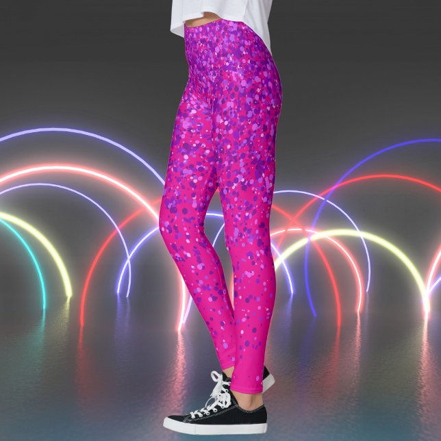 Shock rosa med Lila Freckles Skriv ut Leggings (Hot Pink with Purple Freckles Print Leggings)