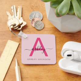 Shock rosa Modern Script Girly Monogram Namn Nyckelring