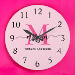 Shock rosa Modern Script Girly Monogram Namn Stor Klocka<br><div class="desc">Gör ett fet påstående i ditt rum med vår Shock rosa Modern Script Girly Monogram Namn Large Clock! Den här klockan har en sjudande shock rosa och personlig med ditt namn i ett modernt skript i eleganten och lägger till snyggt och personlig beröring till vilket rum som helst. Perfekt för...</div>