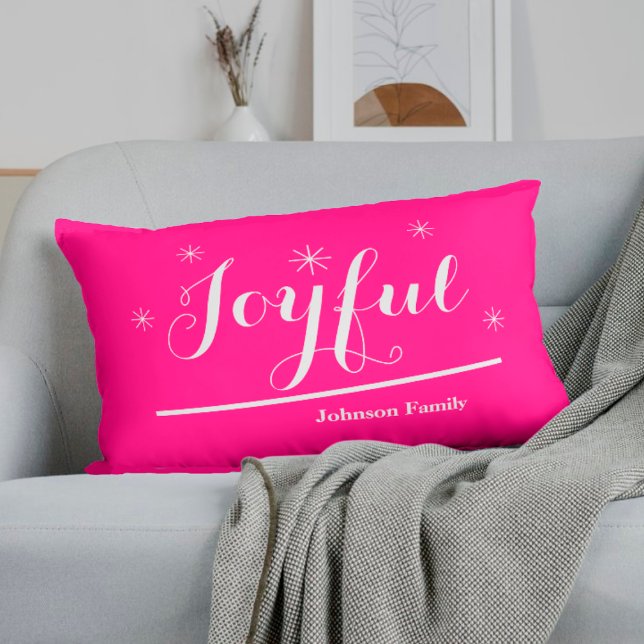 Shock rosa Namn Chic för glatt Helgdagar Skriptfam Lumbarkudde (Infuse your holidays with a Joyful spirit. These hot pink lumbar pillows can really do the trick.)