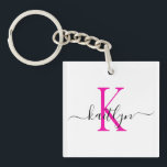 Shock rosa Namn Initial Monogram<br><div class="desc">Den här moderna nyckelkedjan med det första namn i ett trendig med skript i svart och det första i ett modernt teckensnitt i shock rosa är perfekt för nycklar.</div>