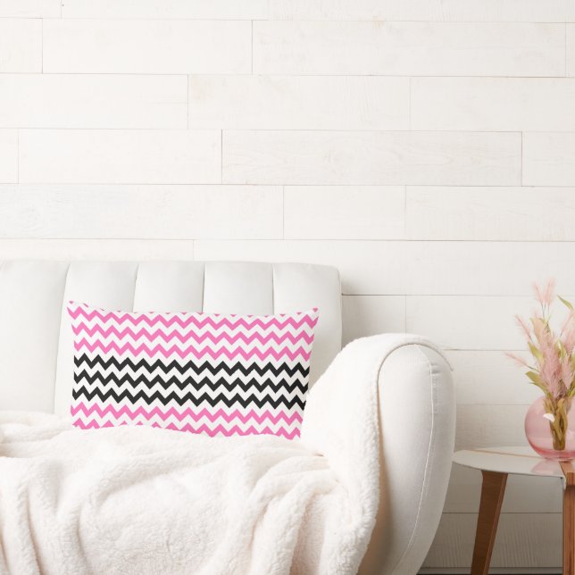 Shock rosa och Black Chevron av Shirley Taylor Lumbarkudde (Soffa)