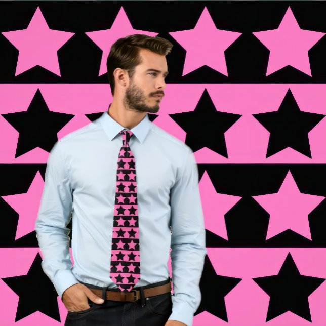 Shock rosa och Svartstripe (Star Mönster) Slips (Man wears a necktie with an alternating pattern of hot pink and black stars and stripes.)