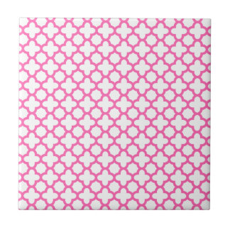 Shock rosa Quatrefoil Mönster Kakelplatta