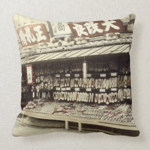 Shoe shoppar i Kyoto, c.1890 (detfärgade fotoet) Kudde