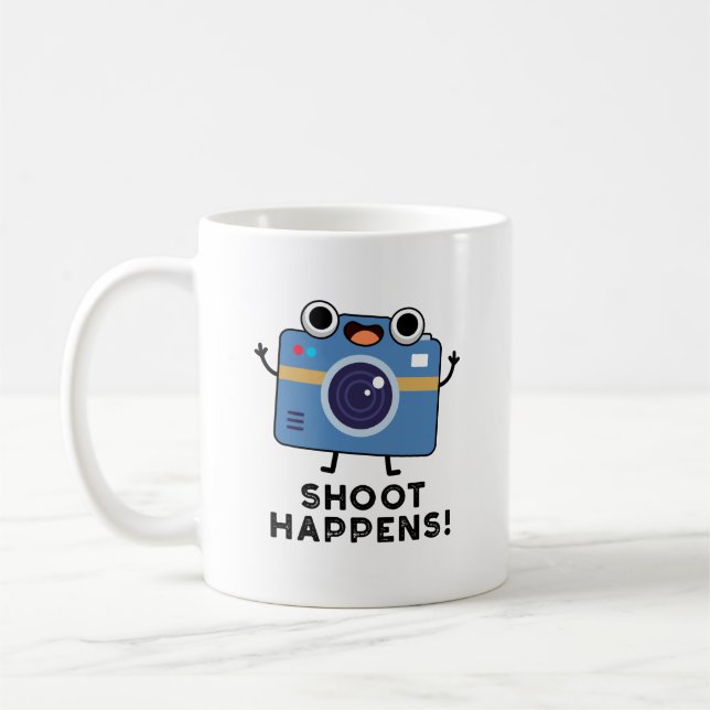 Shoot Happens Funny Camera Pun Kaffemugg (Vänster)