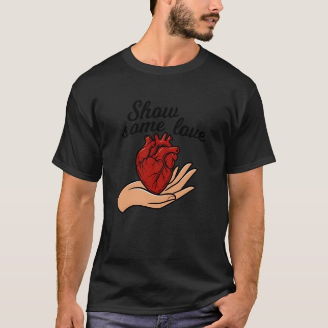 Show Love with a Heartfulouch girl T Shirt (Framsida)