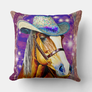 Showtime - Horse Wearing a Cowboy Hat Pillow Kudde
