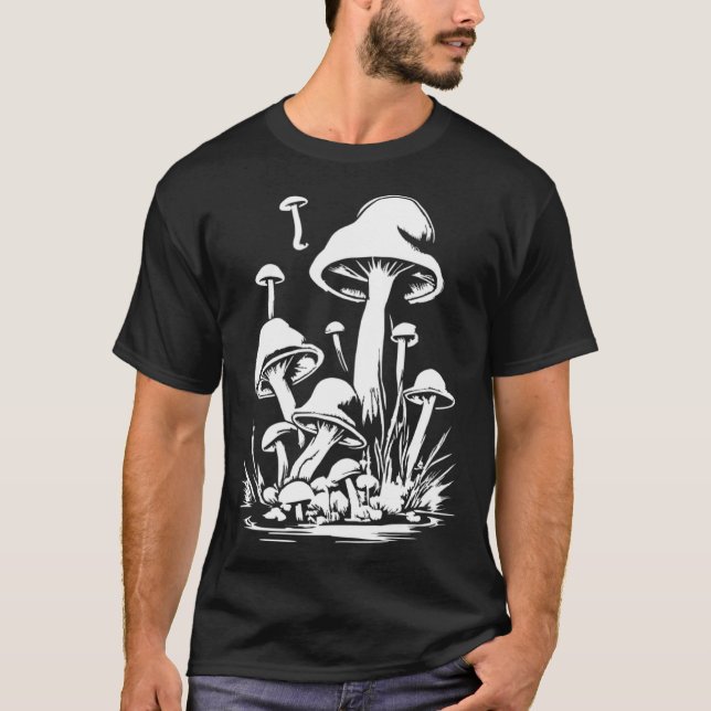 Shrooming Mushrooming Mycology Hunter Fungi Mushr T Shirt (Framsida)