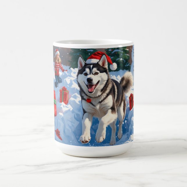 Siberisk Husky som springer i snö med julhatt Kaffemugg (Center)